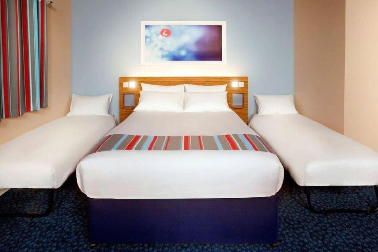 Travelodge Leeds Central Vicar Lane Екстер'єр фото